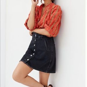 Pilcro denim button up black mini skirt